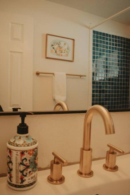 Casa Charleston-3Br-2Bath-Hot Tub-Pet Friendly-No Pet Fees! Villa Albuquerque Kültér fotó