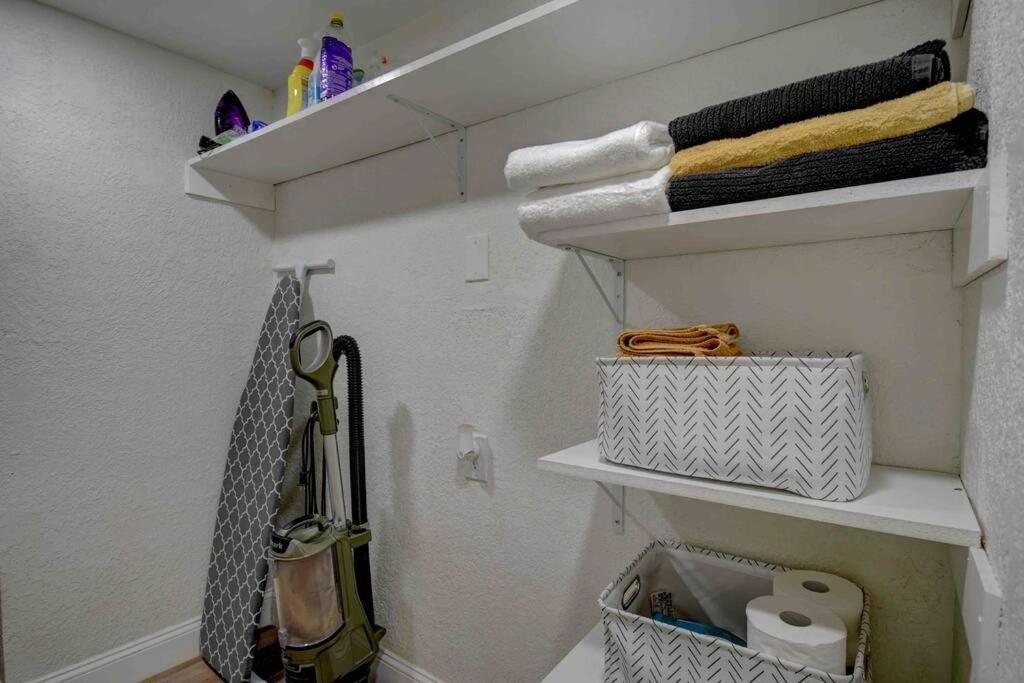 Casa Charleston-3Br-2Bath-Hot Tub-Pet Friendly-No Pet Fees! Villa Albuquerque Kültér fotó