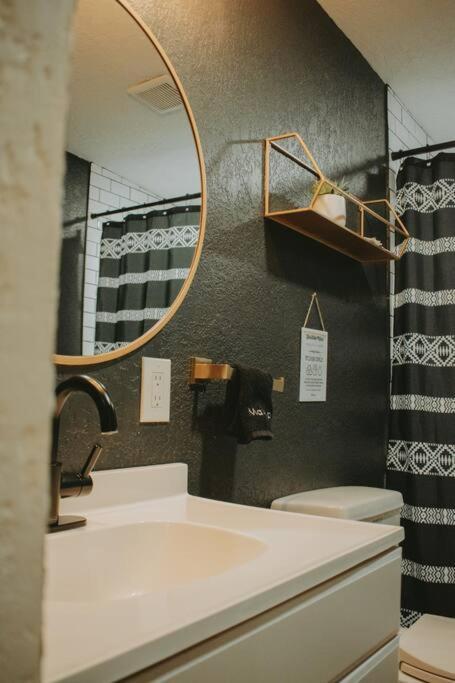 Casa Charleston-3Br-2Bath-Hot Tub-Pet Friendly-No Pet Fees! Villa Albuquerque Kültér fotó