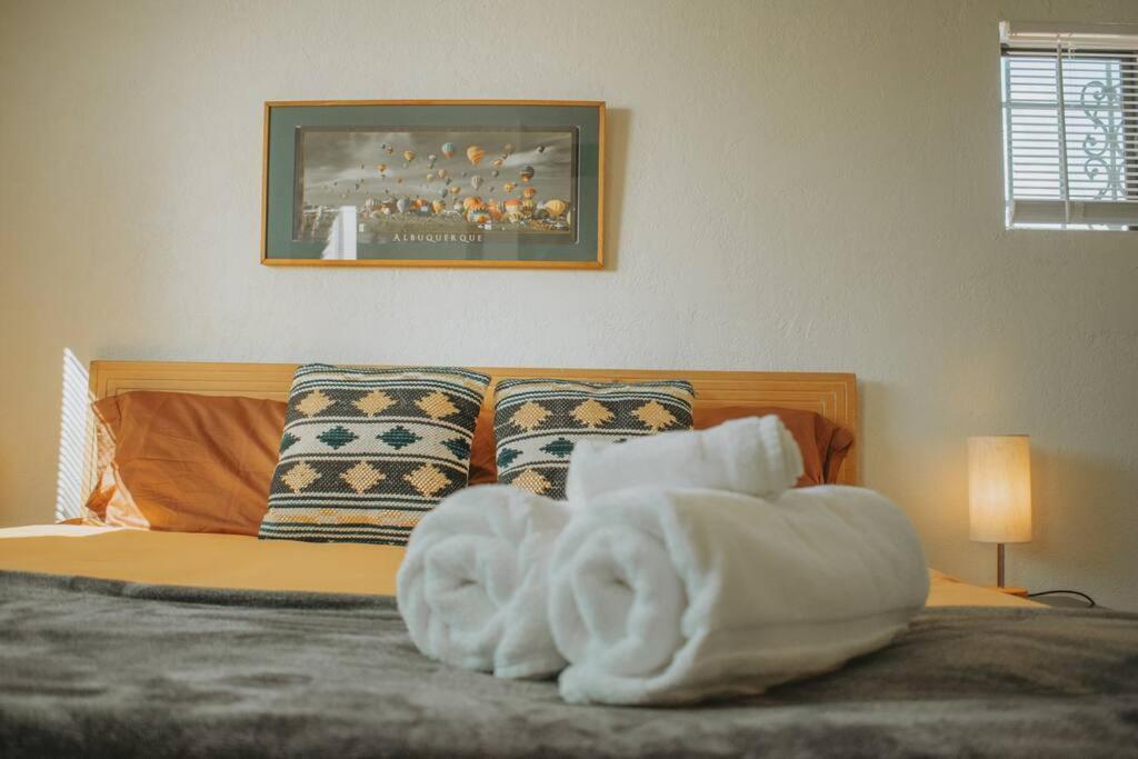Casa Charleston-3Br-2Bath-Hot Tub-Pet Friendly-No Pet Fees! Villa Albuquerque Kültér fotó