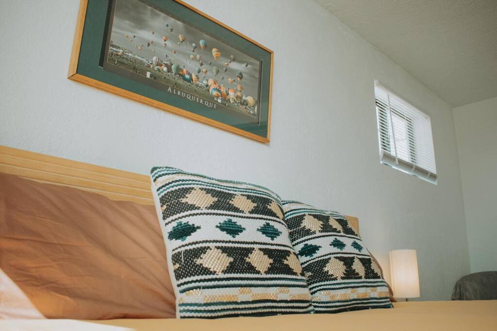 Casa Charleston-3Br-2Bath-Hot Tub-Pet Friendly-No Pet Fees! Villa Albuquerque Kültér fotó