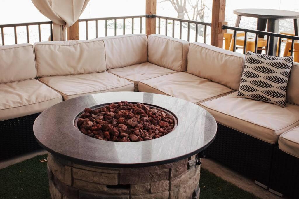 Casa Charleston-3Br-2Bath-Hot Tub-Pet Friendly-No Pet Fees! Villa Albuquerque Kültér fotó